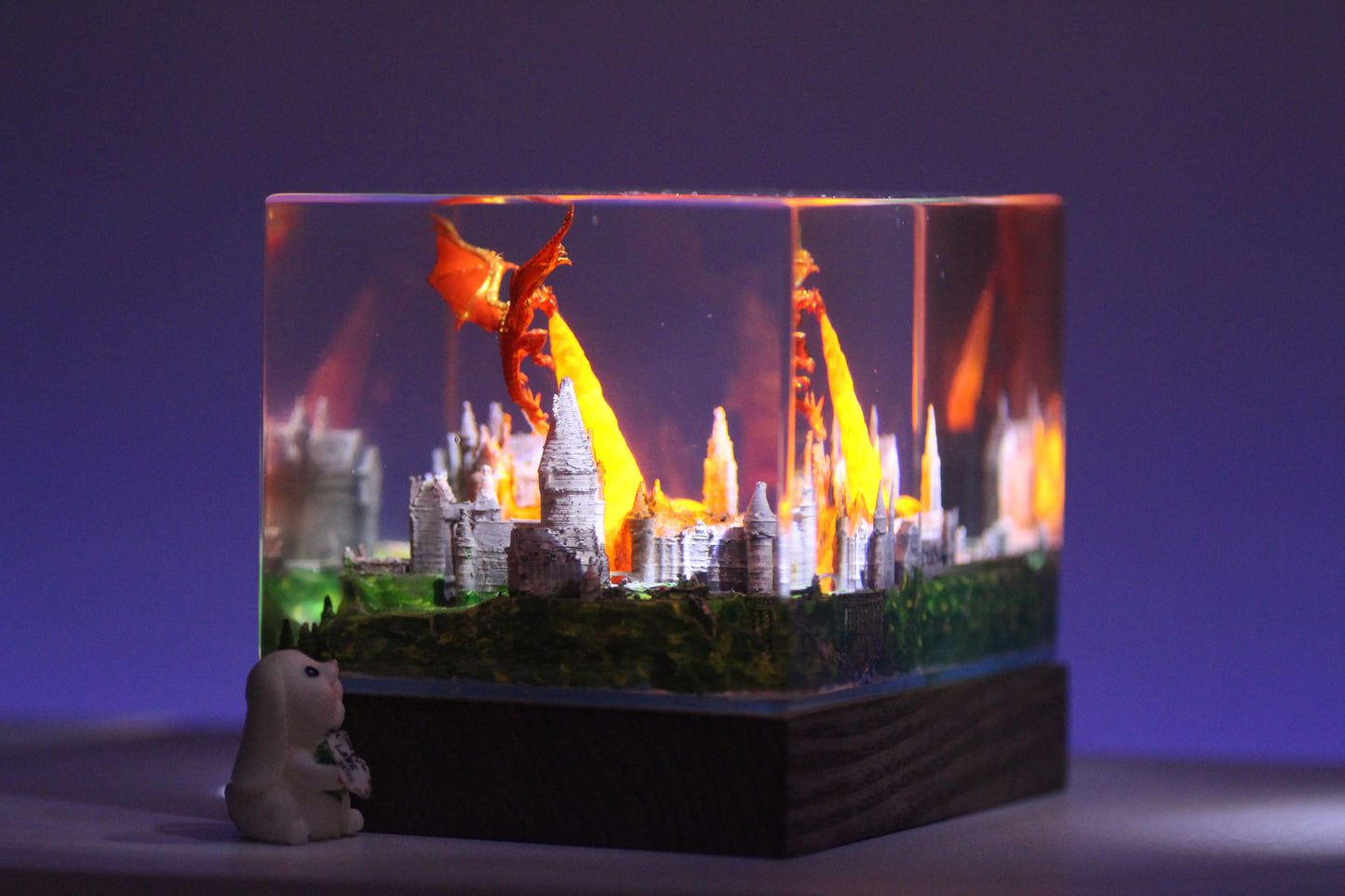 Fire Dragon resin lamp