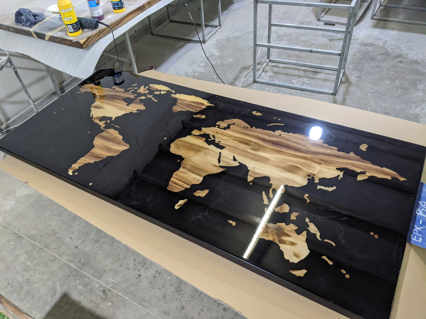 World map table