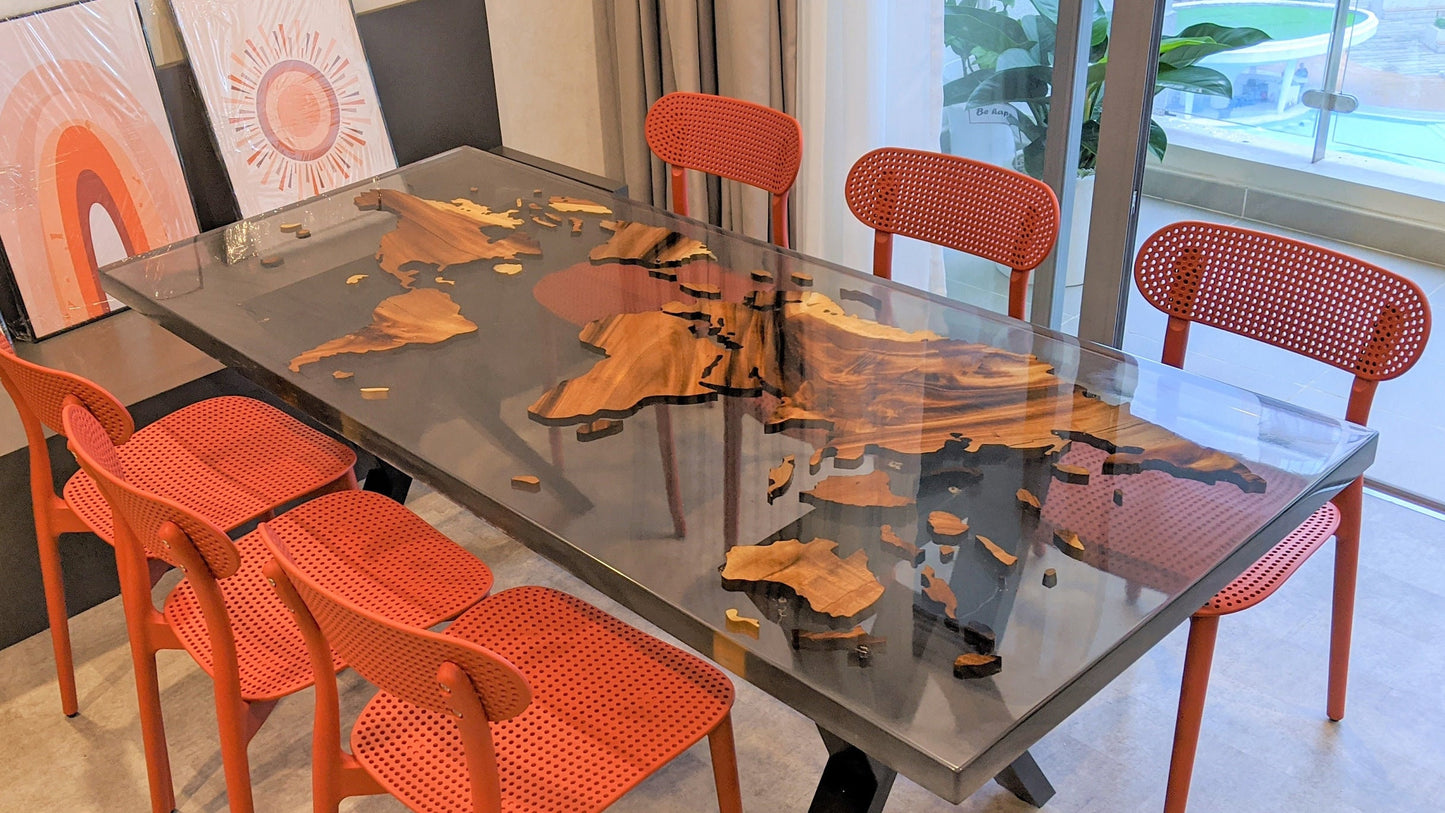 World map table