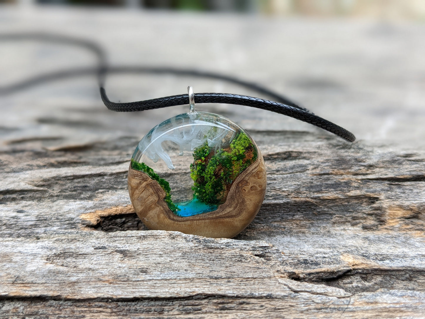 Diorama necklace