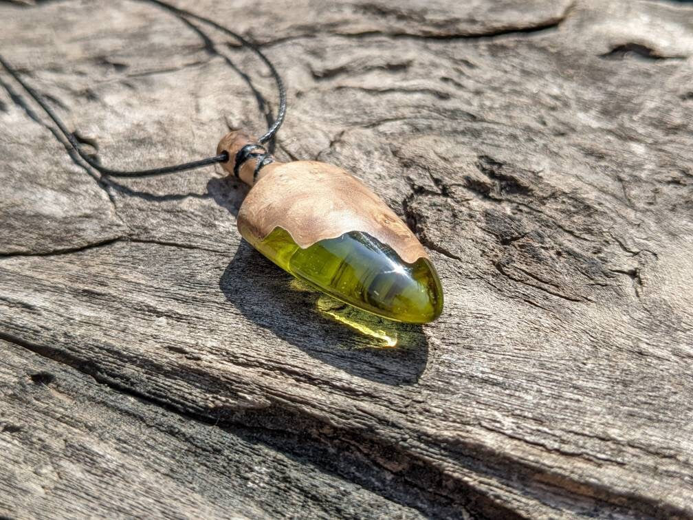 Sword resin necklace