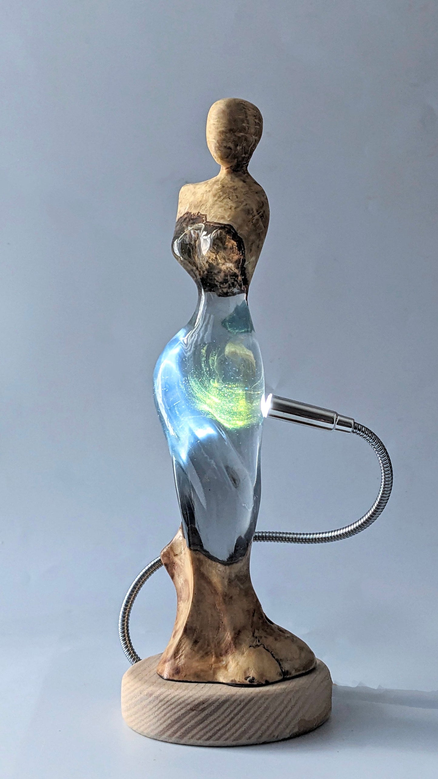 Woman Resin lamp