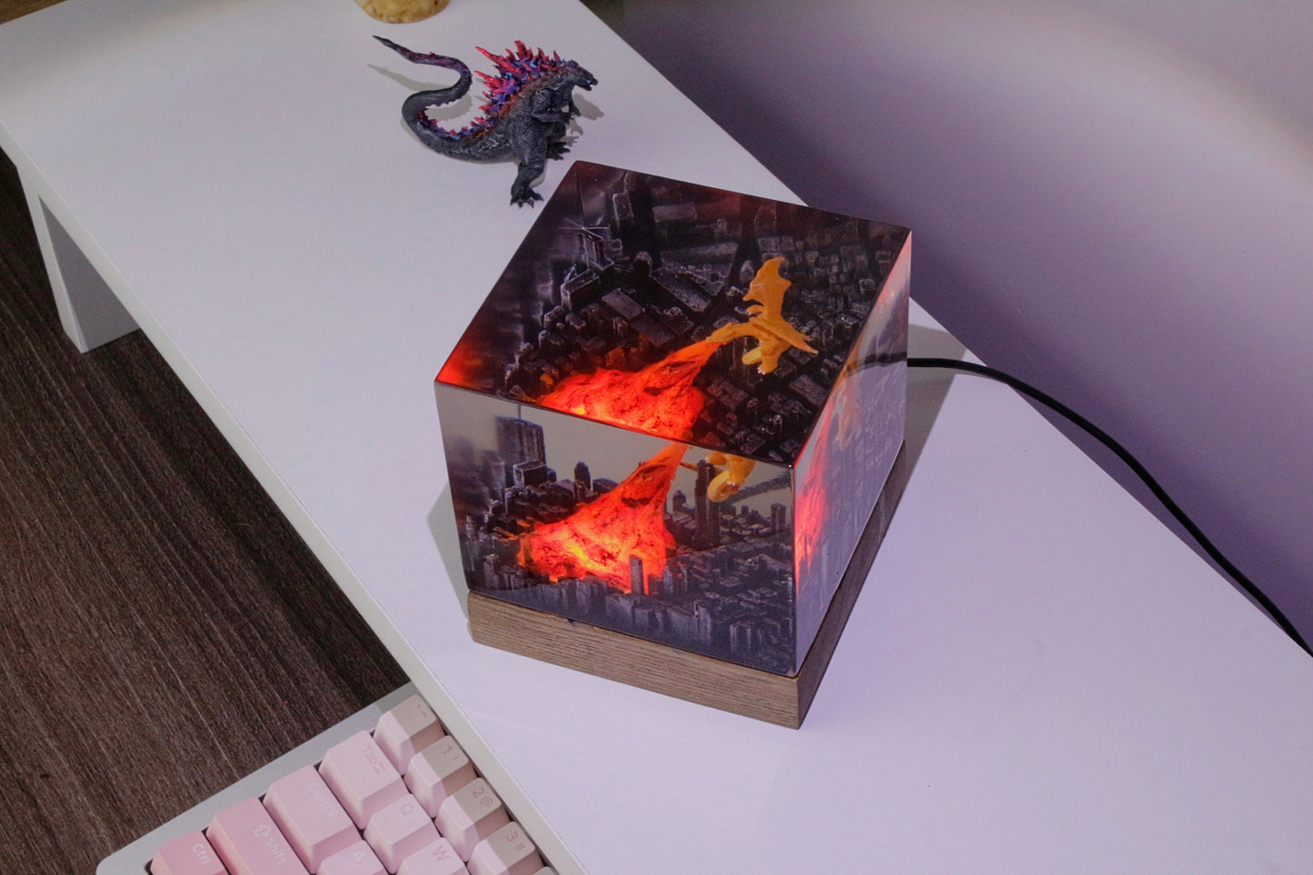 Custom CHARIZARD Resin wood Lamp