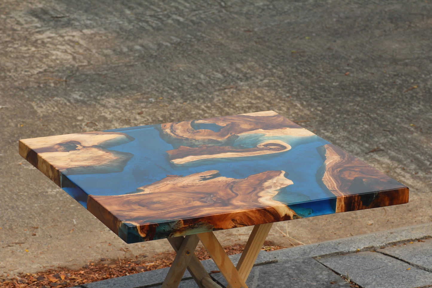 Personalized Ocean Resin Epoxy Table